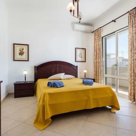 Semesterbostad Manta Rota 450m From The By Interhome *