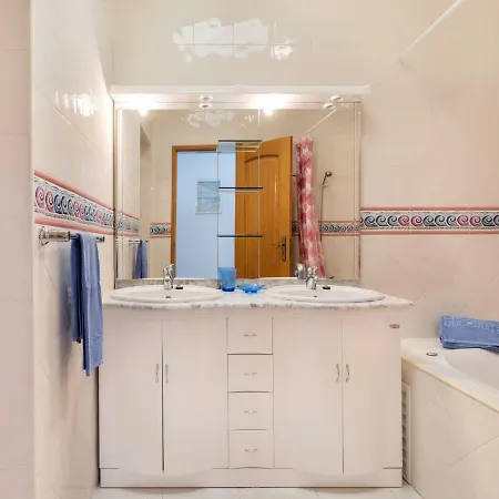 Manta Rota 450m From The By Interhome